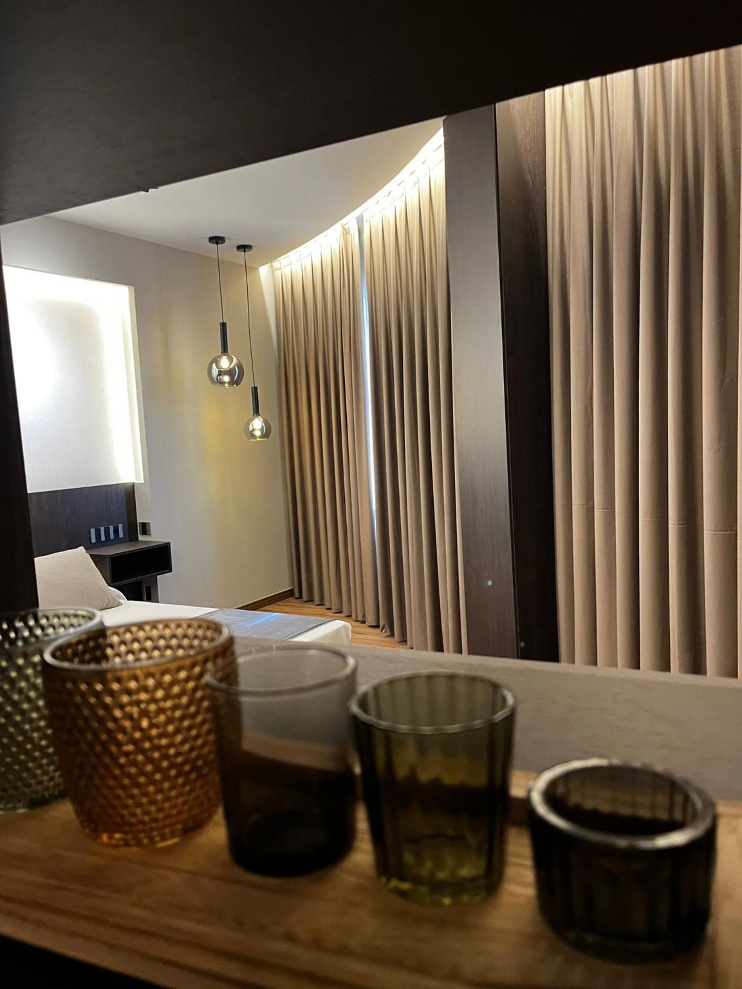 Hotel Reyes Ziries Albolote Zewnętrze zdjęcie