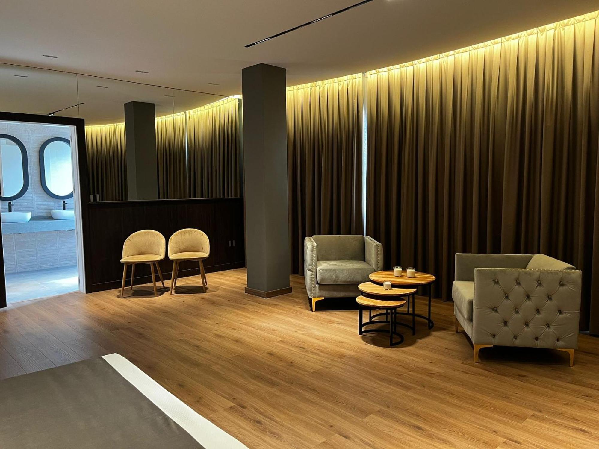 Hotel Reyes Ziries Albolote Zewnętrze zdjęcie