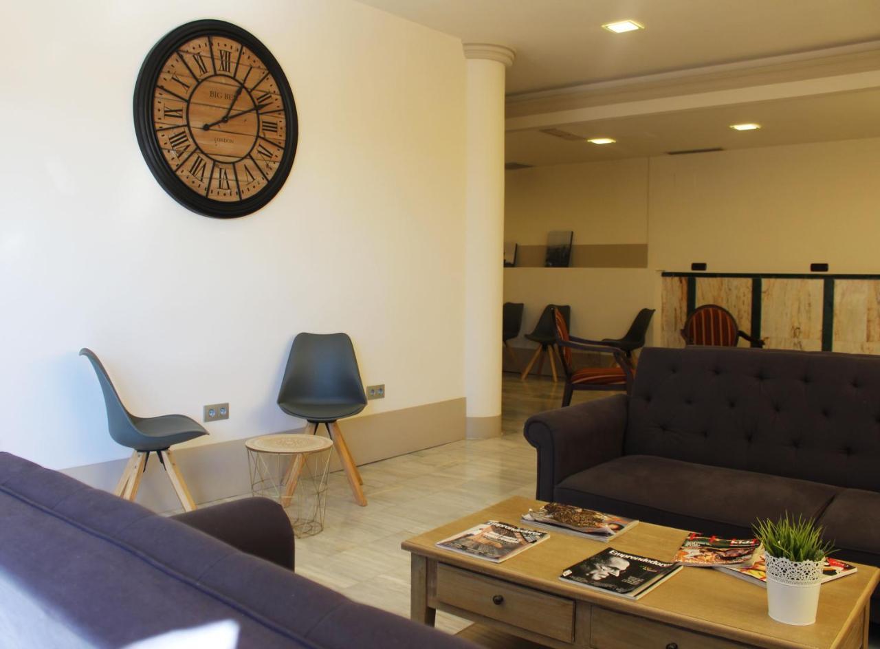 Hotel Reyes Ziries Albolote Zewnętrze zdjęcie