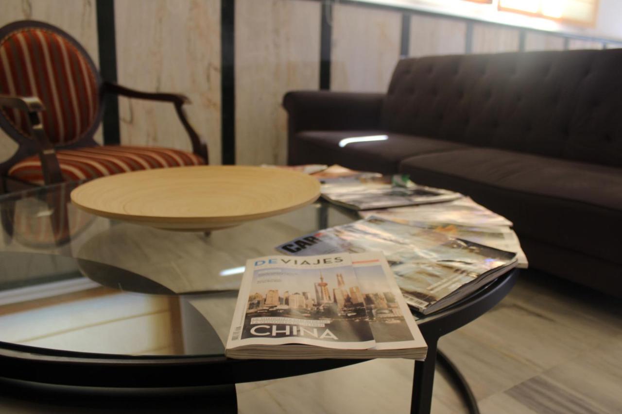 Hotel Reyes Ziries Albolote Zewnętrze zdjęcie