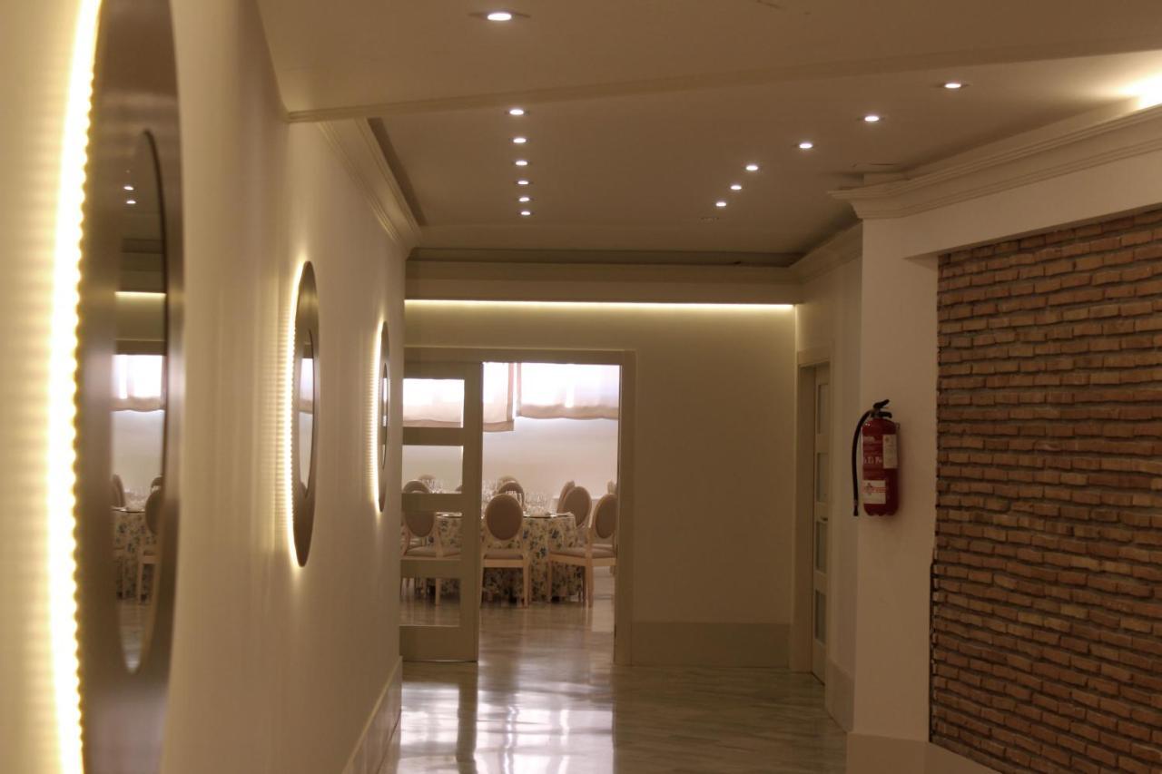 Hotel Reyes Ziries Albolote Zewnętrze zdjęcie